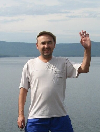 Рустам Халиков