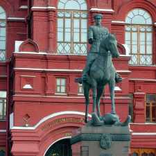 Памятник Жукову